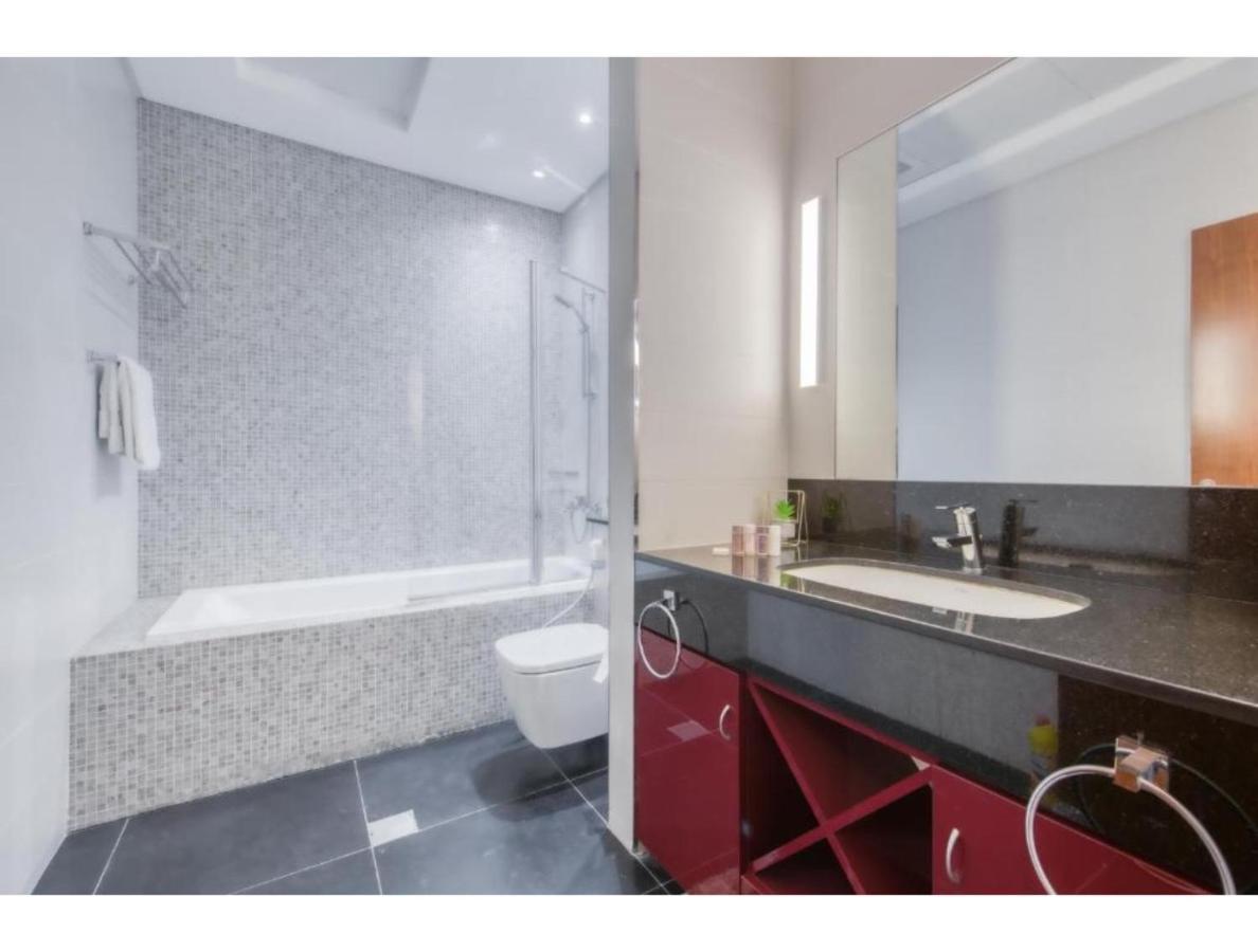 The Penthouse Near Burj Khalifa And Dubai Mall ภายนอก รูปภาพ