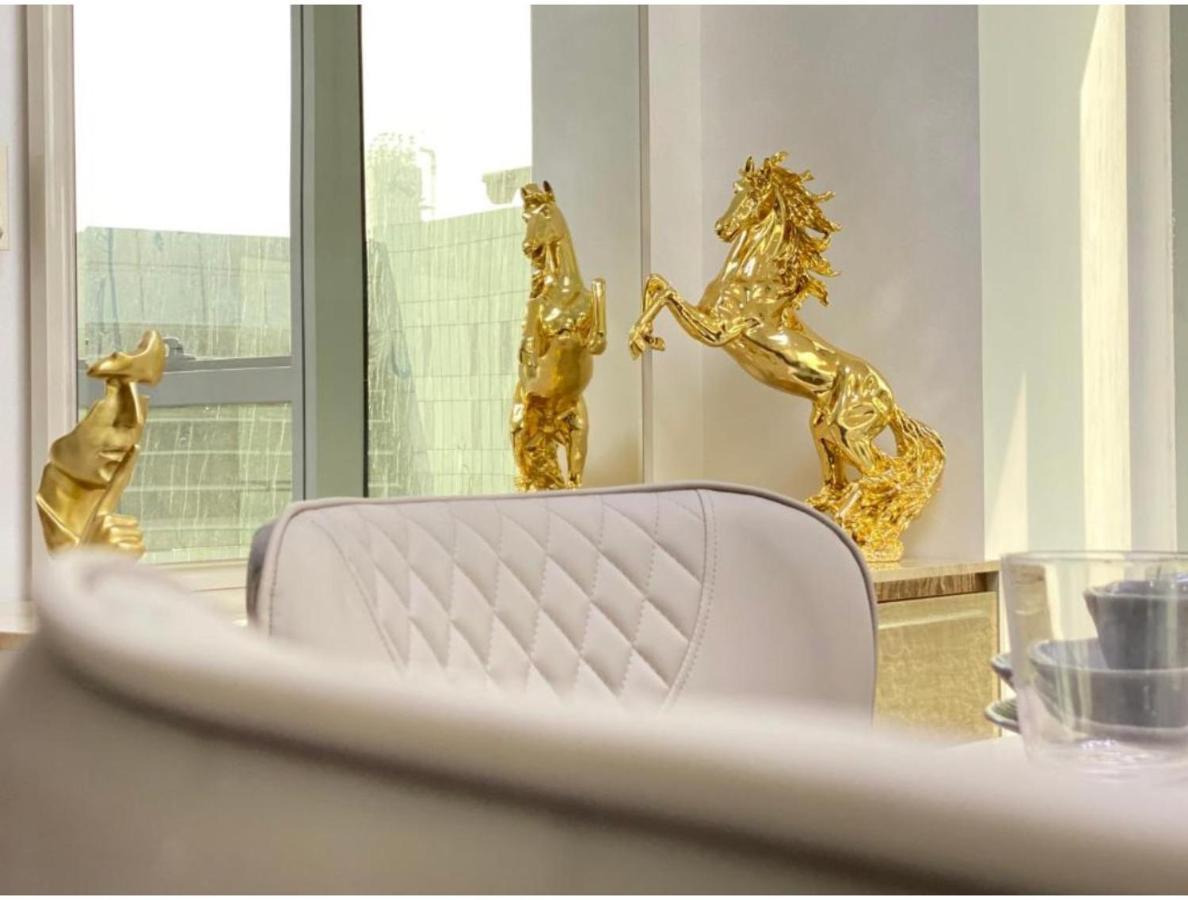 The Penthouse Near Burj Khalifa And Dubai Mall ภายนอก รูปภาพ